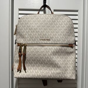Michael kors Rhea Zip Medium Slim Signature Backpack